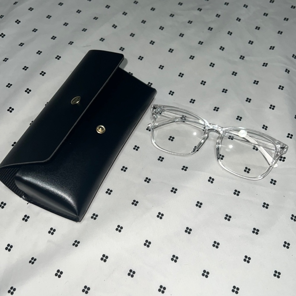 Blue light glasses
